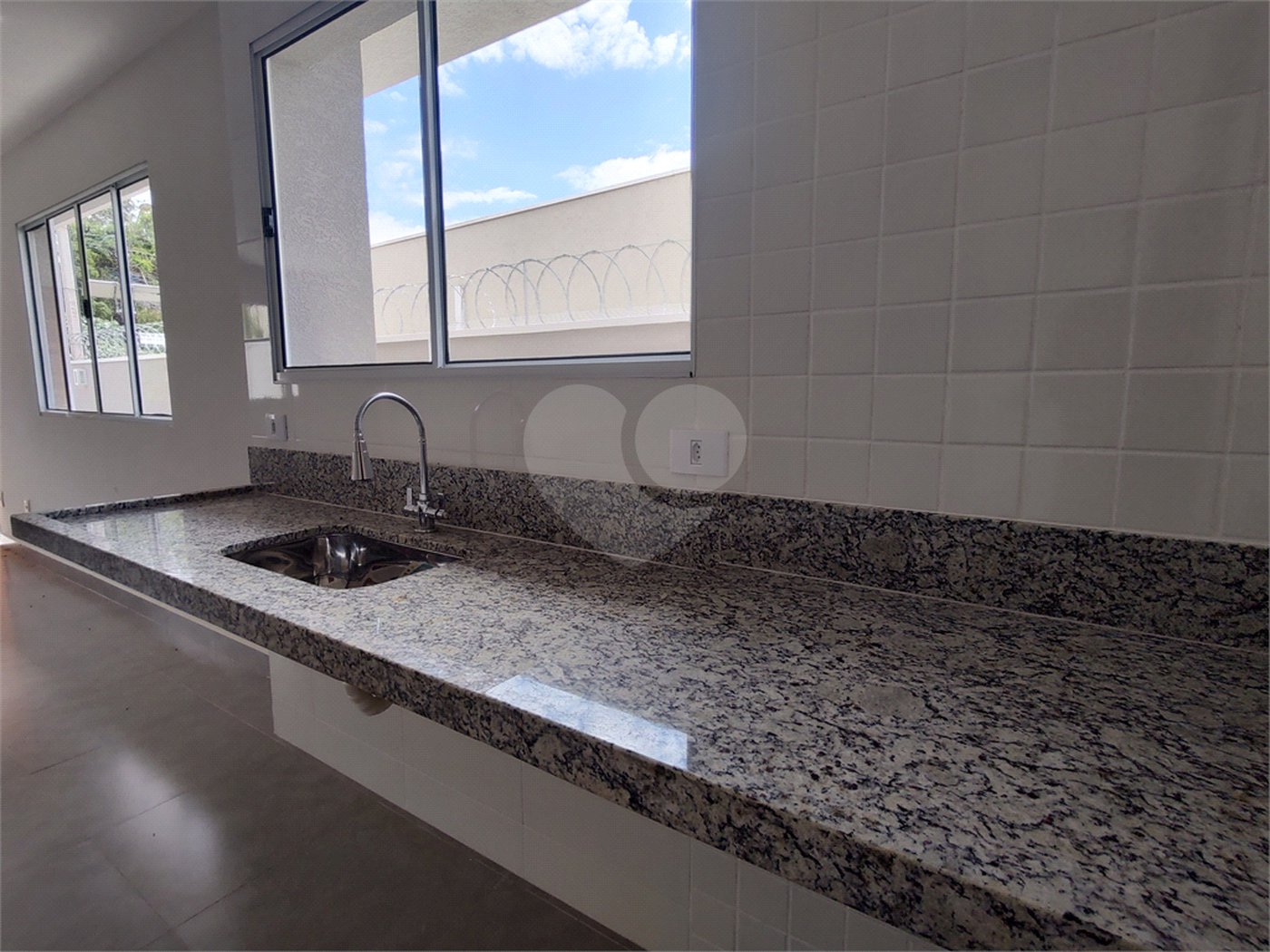 Casa Térrea à venda com 3 suítes em Jardim do Lago, Atibaia, SP