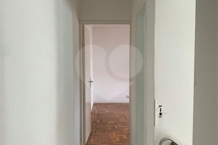 Sobrado à venda com 3 quartos em Vila Progredior, São Paulo, SP