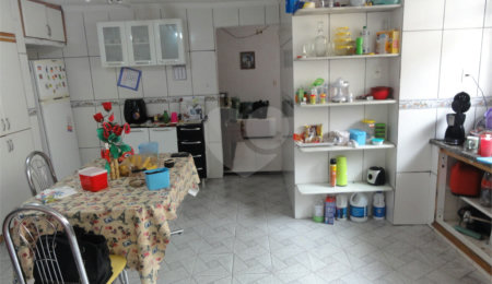 Casa à venda com 5 quartos, sendo 2 suítes,  em Vila Medeiros, São Paulo, SP