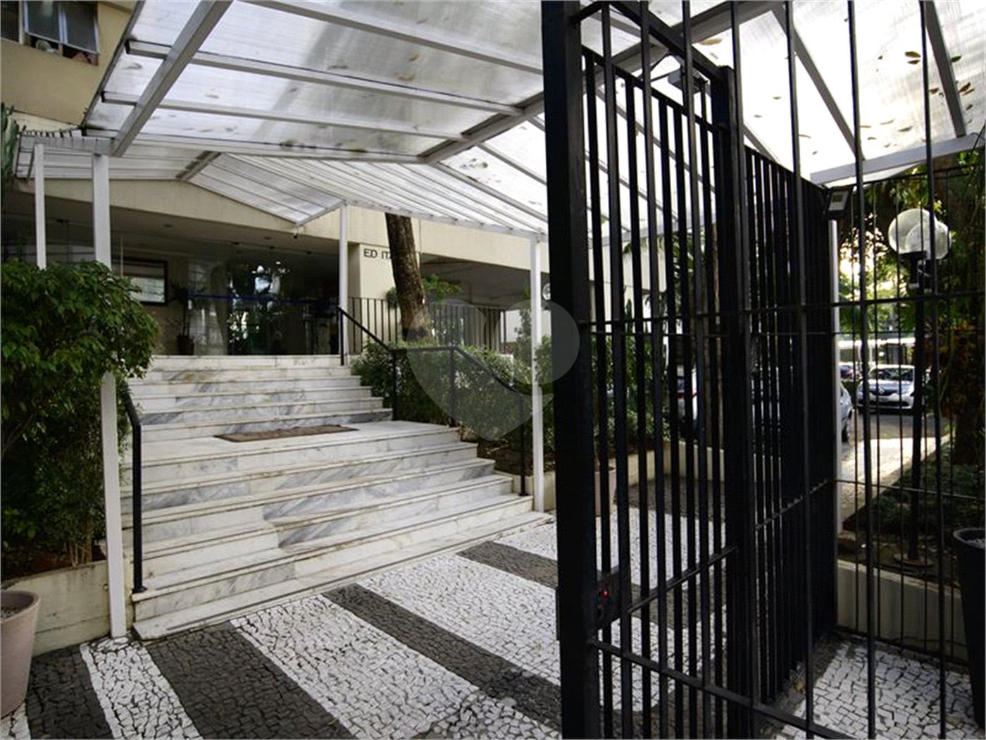 Apartamento à venda com 4 quartos, sendo 2 suítes, em Vila Olímpia, São Paulo, SP