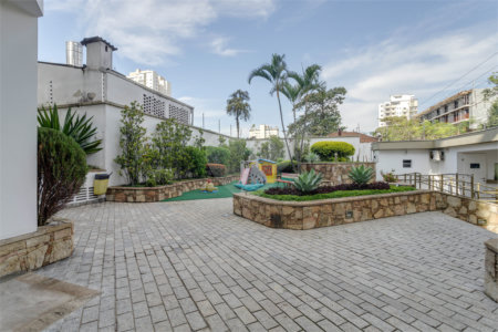 Apartamento à venda com 2 quartos, sendo 1 suíte, em Campo Belo, São Paulo, SP