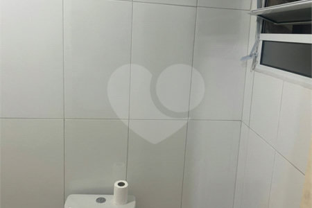 Casa à venda com 3 quartos em Jardim Centenário, São Paulo, SP
