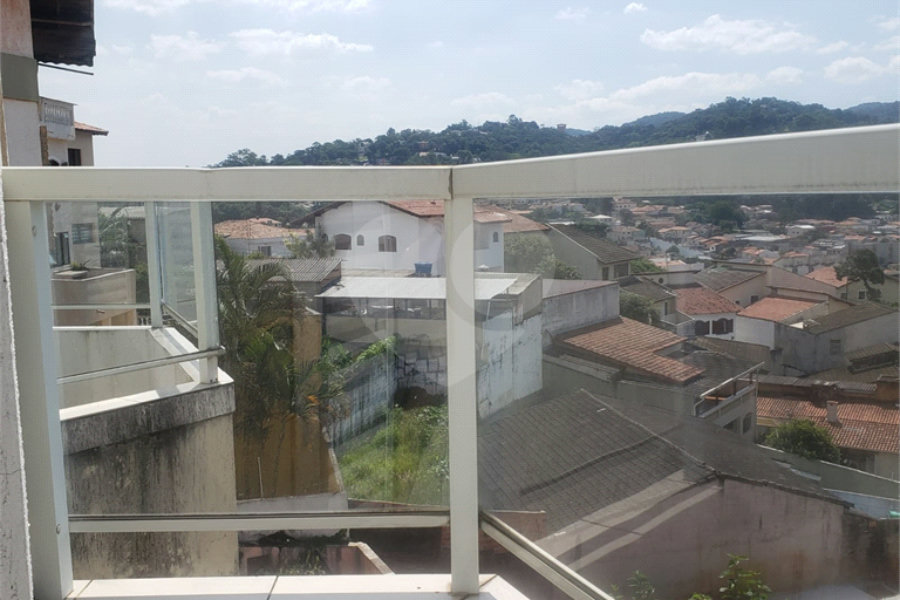 Sobrado à venda com 3 quartos, sendo 1 suíte, em Tremembé, São Paulo, SP