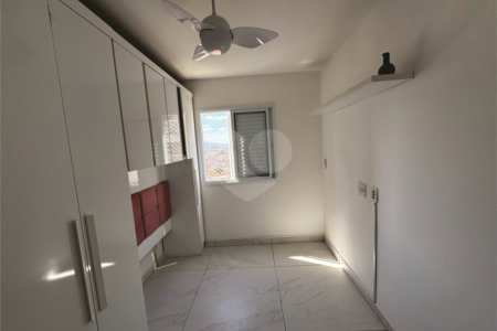 Apartamento à venda com 2 quartos, sendo 1 suíte, em Vila Marina, São Paulo, SP
