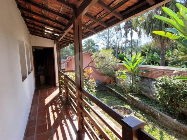 Casa Térrea à venda com 2 quartos, sendo 1 suíte,  em Alto da Boa Vista, São Paulo, SP
