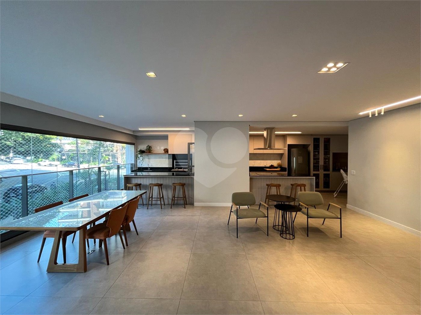 Apartamento à venda com 4 quartos, sendo 2 suítes, em Sumaré, São Paulo, SP