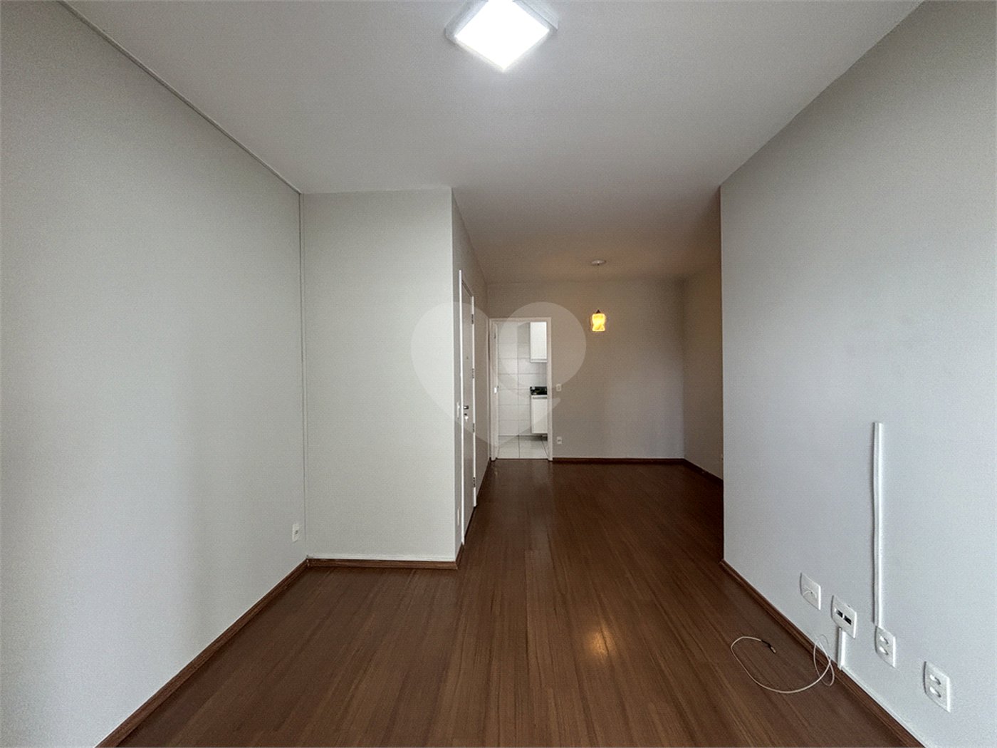 Apartamento para alugar com 3 quartos, sendo 1 suíte, em Barra Funda, São Paulo, SP