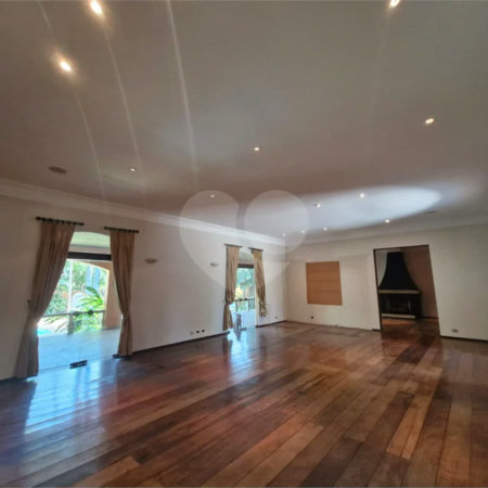 Casa à venda ou para alugar com 4 suítes em Alto da Boa Vista, São Paulo, SP