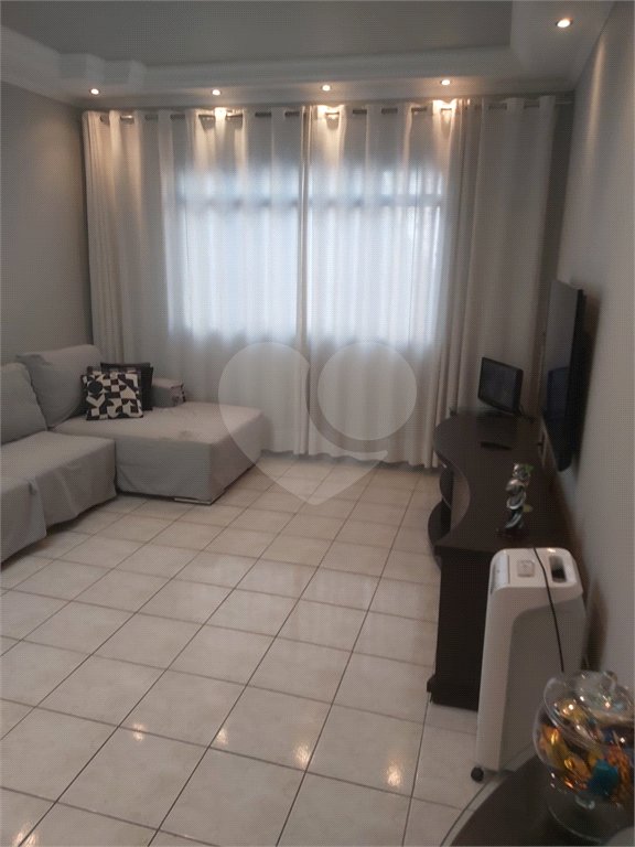 Casa de Vila à venda com 4 quartos, sendo 1 suíte, em Vila Medeiros, São Paulo, SP