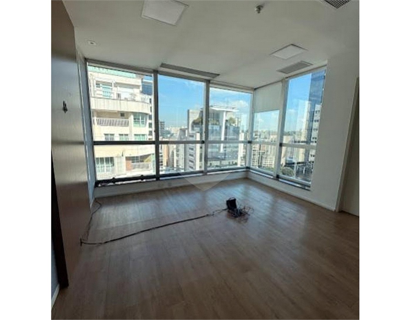 Sala à venda ou para alugar em Vila Olímpia, São Paulo, SP
