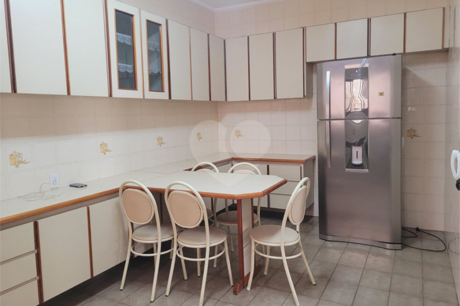Sobrado à venda ou para alugar com 4 quartos, sendo 1 suíte, em Vila Gustavo, São Paulo, SP