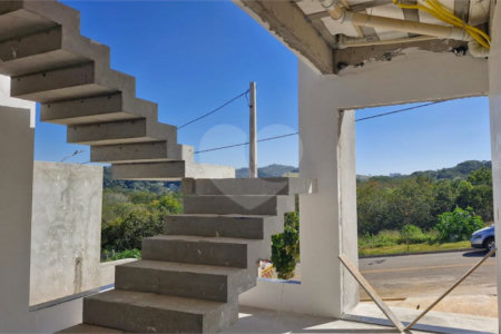 Terreno à venda com 3 quartos, sendo 1 suíte, no condomínio Elementum Residencial Atibaia, Atibaia - SP