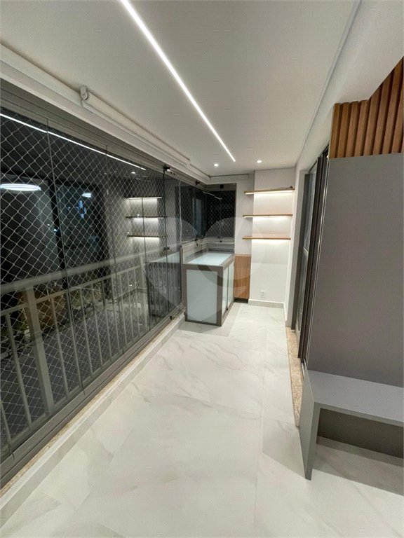 Apartamento à venda ou para alugar com 3 quartos, sendo 1 suíte, em Barra Funda, São Paulo, SP