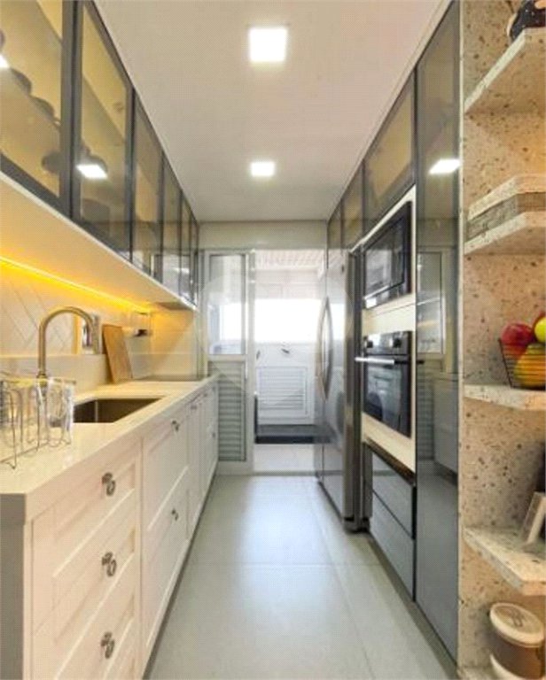 Apartamento à venda com 3 quartos, sendo 1 suíte, em Vila Guilherme, São Paulo, SP