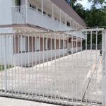 Casa à venda com 2 quartos no condomínio Villa Genova I, Cotia - SP
