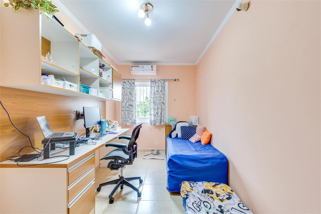 Casa à venda com 4 quartos, sendo 1 suíte,  em Brooklin Paulista, São Paulo, SP