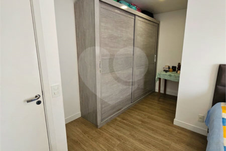 Apartamento à venda ou para alugar com 3 quartos, sendo 1 suíte, em Jardim Vazani, São Paulo, SP