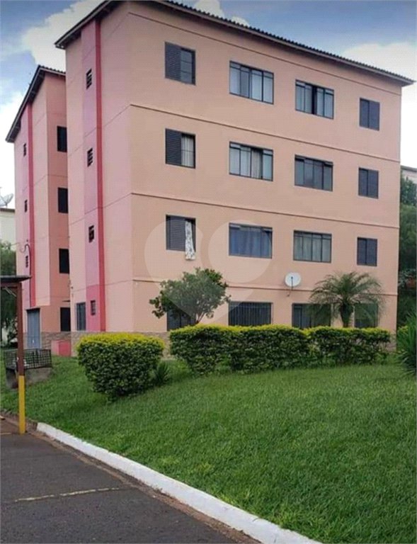 Apartamento com 1 dormitório.