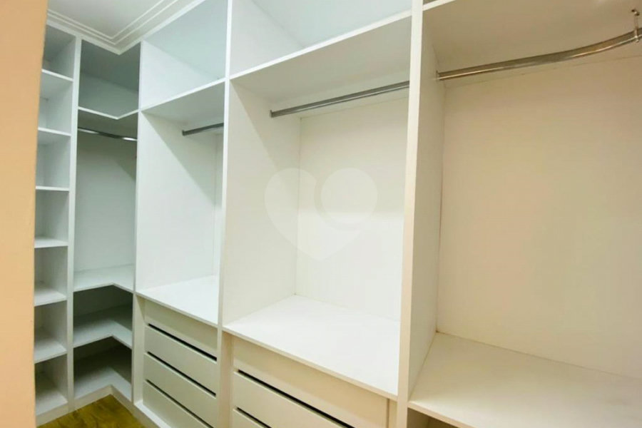 Sobrado à venda com 3 quartos, sendo 1 suíte, em Tremembé, São Paulo, SP