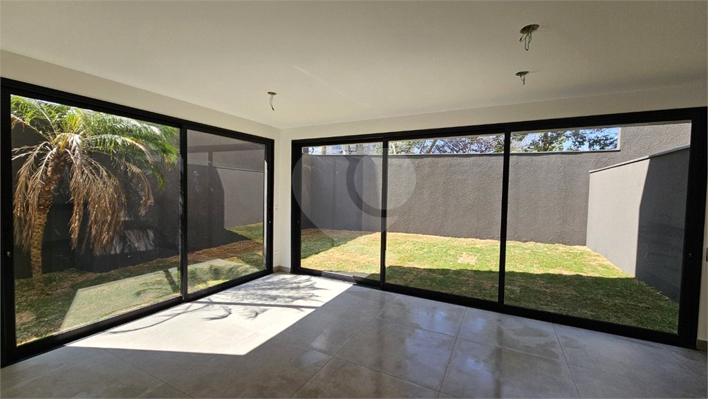 Casa à venda com 4 suítes no condomínio Cube Cidade Jardim, São Paulo - SP