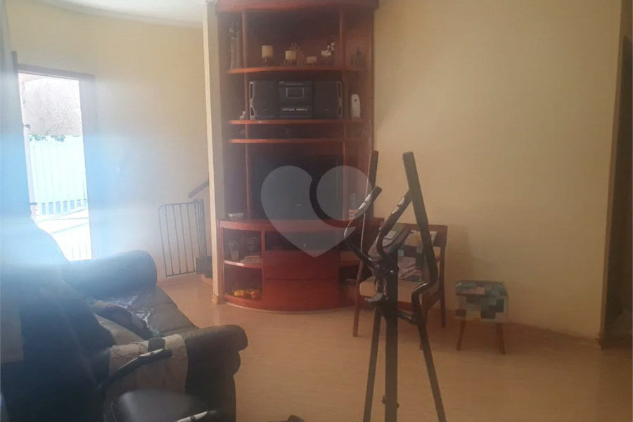 Sobrado à venda com 3 quartos, sendo 1 suíte,  em Jaçanã, São Paulo, SP