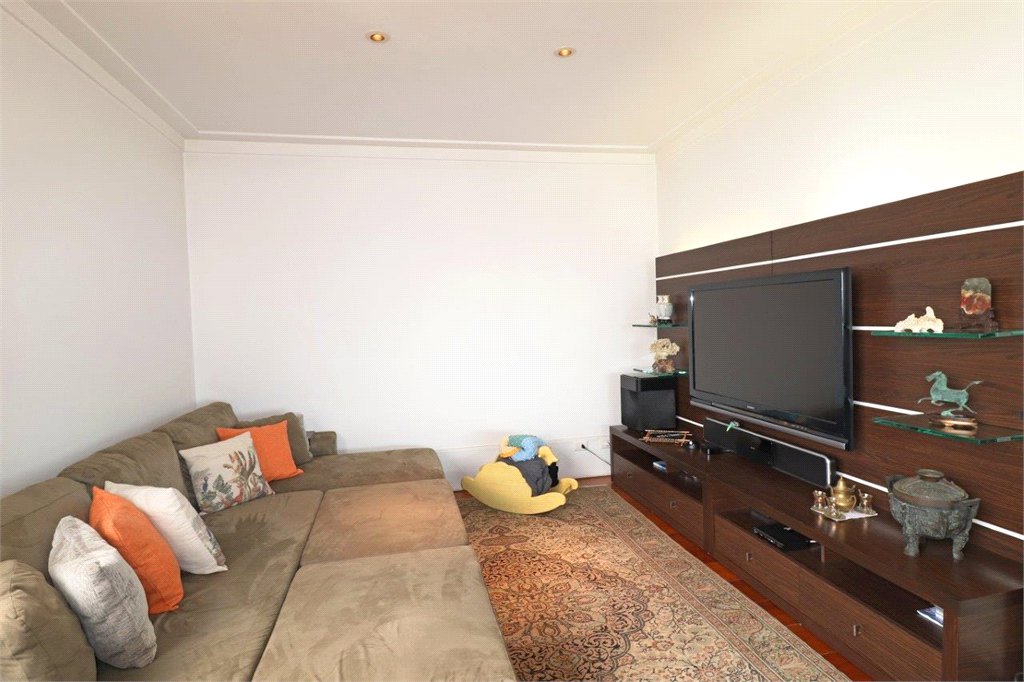 Apartamento à venda com 3 suítes em Vila Suzana, São Paulo, SP