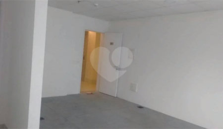 Sala à venda em Vila Homero Thon, Santo André, SP