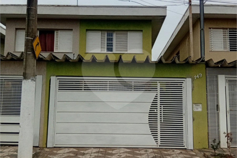 Sobrado à venda com 3 quartos, sendo 1 suíte, em Tremembé, São Paulo, SP