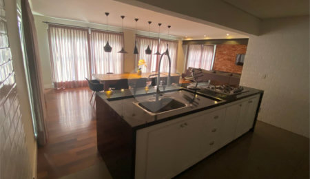 Casa à venda com 4 suítes no condomínio Gleba II, Mairiporã - SP