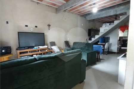 Casa à venda com 4 quartos, sendo 1 suíte, no condomínio Gramado do Mendanha, Rio de Janeiro - RJ