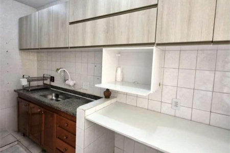 Sobrado à venda com 3 quartos, sendo 2 suítes,  em Jardim Ester Yolanda, São Paulo, SP