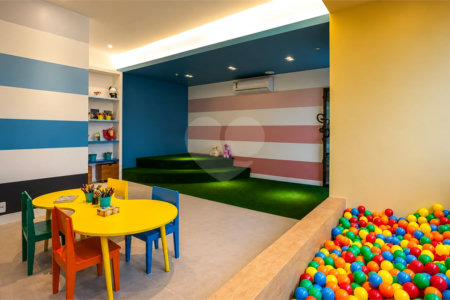 Apartamento à venda com 2 quartos, sendo 1 suíte,  em Rio Comprido, Rio de Janeiro, RJ