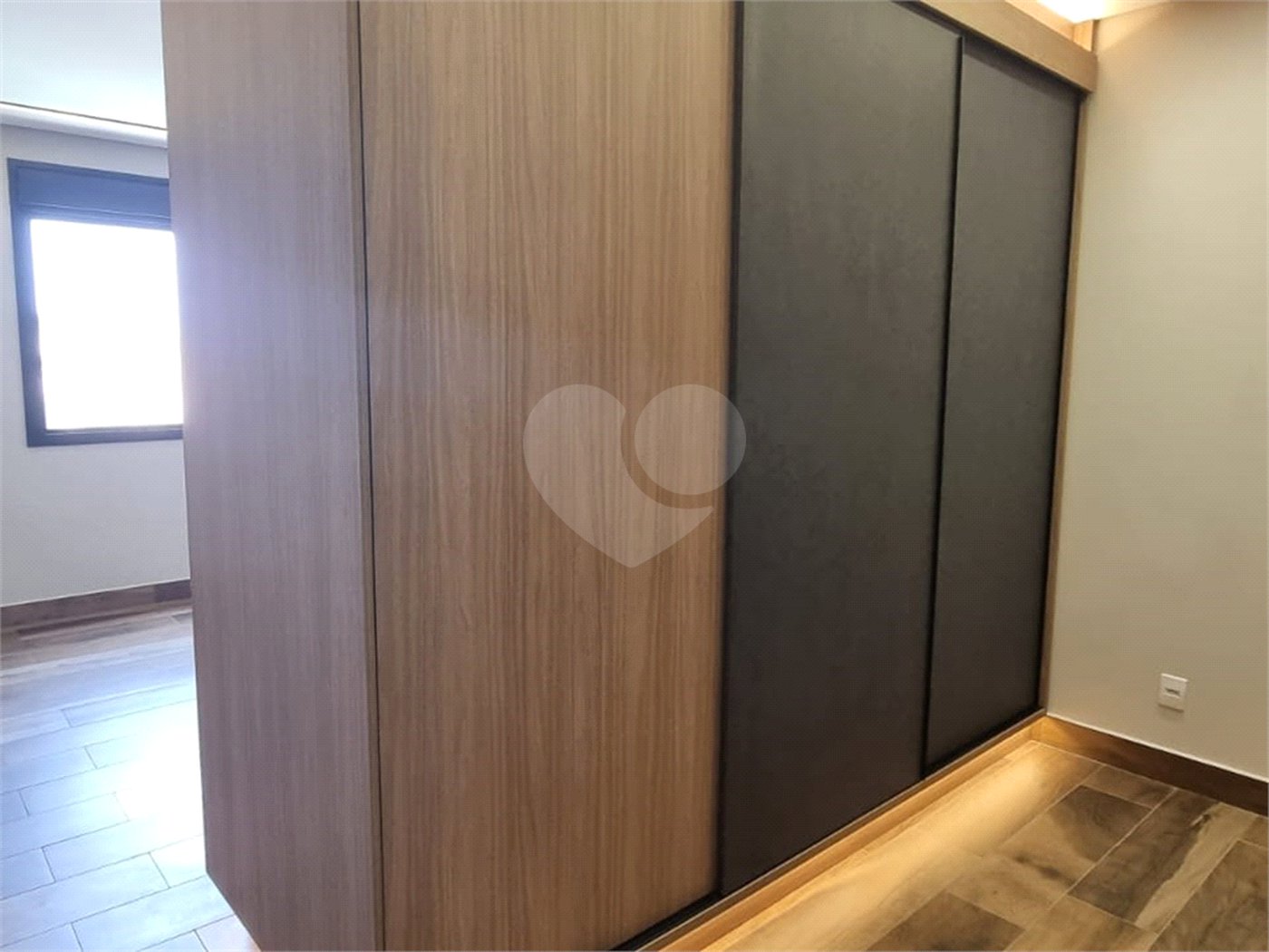 Casa à venda com 4 suítes no condomínio Alphaville, Ribeirão Preto - SP