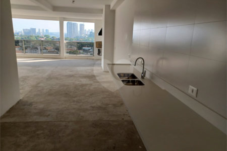 Apartamento à venda com 4 suítes em Real Parque, São Paulo, SP