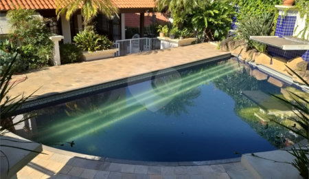 Casa à venda com 3 quartos, sendo 1 suíte,  em Vila Gardênia, Atibaia, SP
