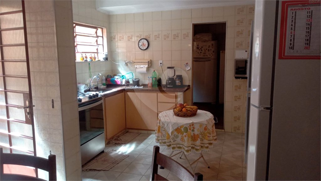 Casa à venda com 3 quartos, sendo 1 suíte, em Vila Medeiros, São Paulo, SP