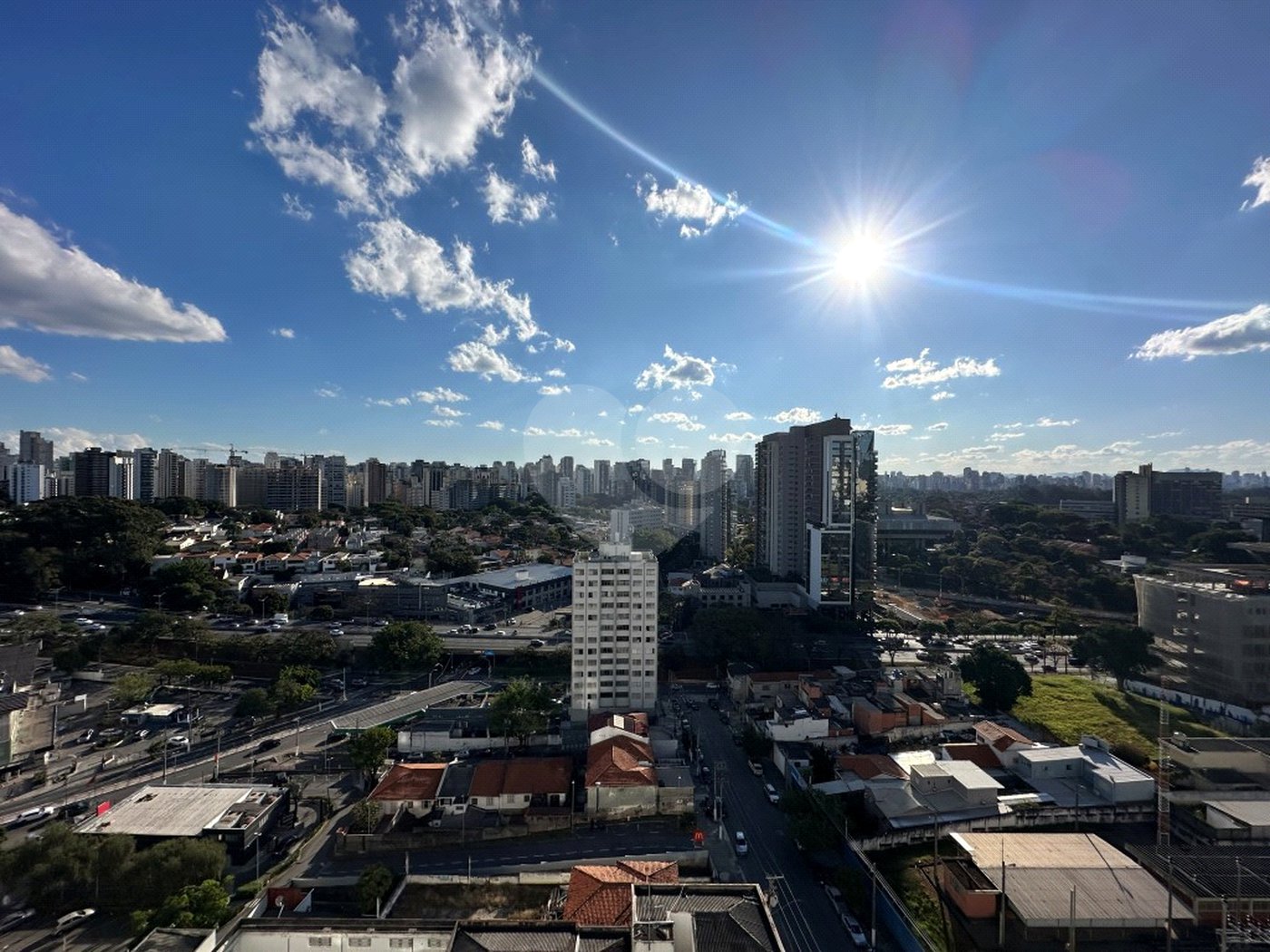 Apartamento à venda com 3 quartos, sendo 2 suítes, em Vila Clementino, São Paulo, SP