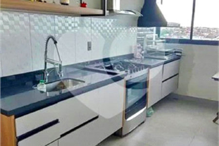 Casa à venda com 4 quartos, sendo 2 suítes, no condomínio Horto Florestal Villagio, Sorocaba - SP