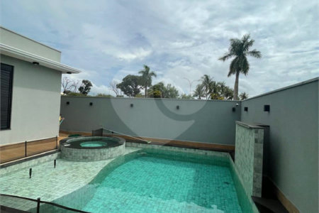 Casa à venda ou para alugar com 4 suítes no condomínio Jardim Salto Grande, Araraquara - SP