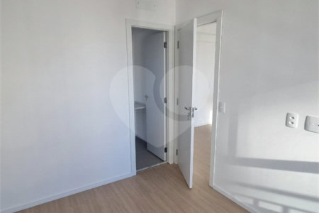 Apartamento à venda com 1 quarto em Sumaré, São Paulo, SP