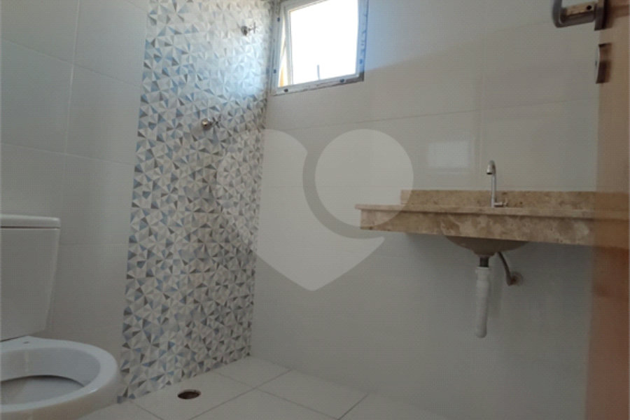 Casa à venda com 2 quartos no condomínio Ari Gomes, São Paulo - SP