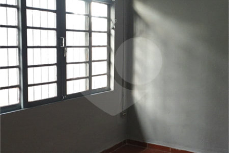 Sobrado à venda com 3 quartos, sendo 1 suíte,  em Parque Morumbi, Mogi das Cruzes, SP