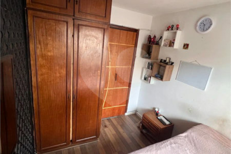 Apartamento à venda com 3 quartos em Vila Paulicéia, São Paulo, SP