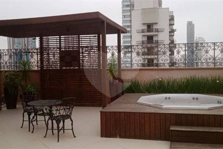 Duplex à venda com 7 quartos, sendo 5 suítes, em Vila Gomes Cardim, São Paulo, SP