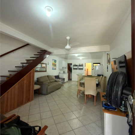 Casa em condomínio à venda com 2 suítes em Palmeiras, Cabo Frio, RJ