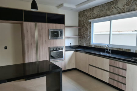 Casa à venda com 3 suítes no condomínio Reserva da Mata, Vinhedo - SP