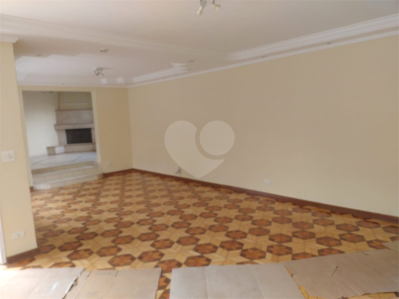 Casa Térrea à venda com 5 quartos, sendo 1 suíte,  em Tucuruvi, São Paulo, SP
