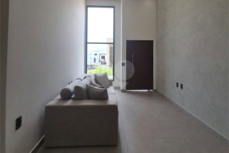 Casa à venda com 3 quartos, sendo 1 suíte, no condomínio Horto Florestal Villagio, Sorocaba - SP