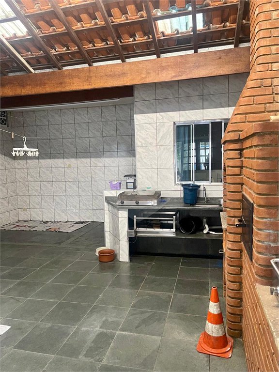 Casa à venda com 3 quartos, sendo 1 suíte,  no condomínio Vila Nova de Mafra, São Paulo - SP