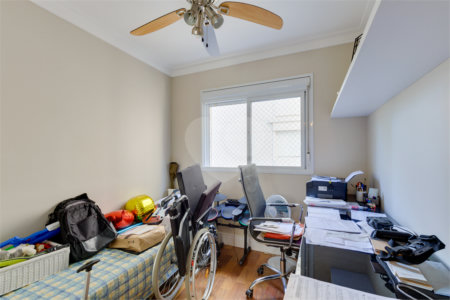 Apartamento para alugar com 3 quartos, sendo 1 suíte, em Alto da Boa Vista, São Paulo, SP
